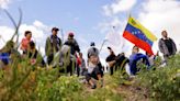U.N. agency flags concern over mass Venezuelan expulsions from U.S