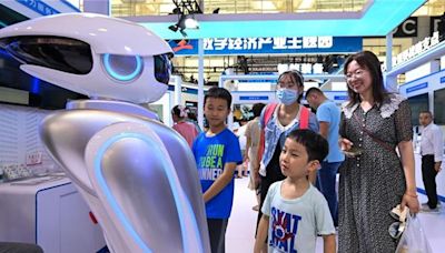 2024世界人工智慧大會7／4上海登場 大秀25款人形機器人 - 兩岸