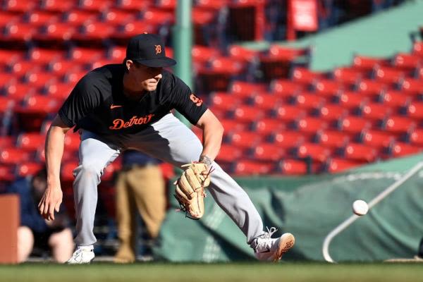 Orioles add SS Nick Maton to active roster