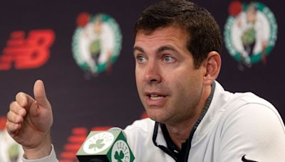 Brad Stevens prevé pequeños ajustes en Celtics