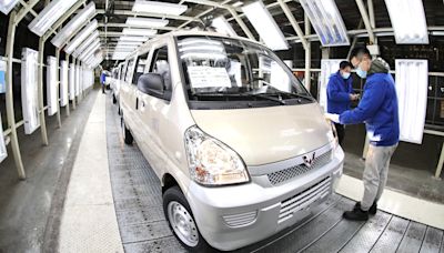 U.S. automakers like GM are rapidly losing ground in China, once an engine for growth