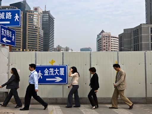 What is ‘naked resignation’, a growing workplace trend among young professionals in China?