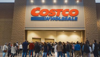 Costco to start scanning membership cards at entrance of all its stores