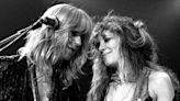 Stevie Nicks llora la inesperada muerte de Christine McVie, su 'mejor amiga' en Fleetwood Mac