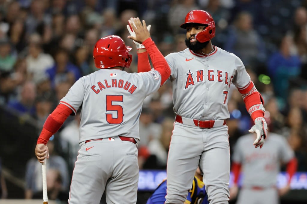 Angels lose to Mariners despite Jo Adell’s game-tying, pinch-hit grand slam