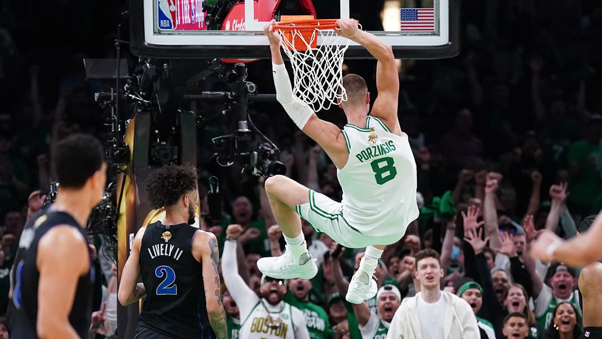 Celtics' scorching Game 1 start leads to brutal Kyrie Irving, Mavericks clowning
