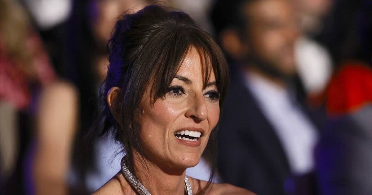 Davina McCall faces awkward moment as she buys her own fitness DVDs for just £1