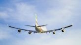Drame en plein vol : un avion chute de 8000 mètres pour permettre à ses passagers de respirer