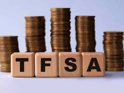 TFSA Pension: 2 Top Dividend Stocks to Buy for Growing Passive Income