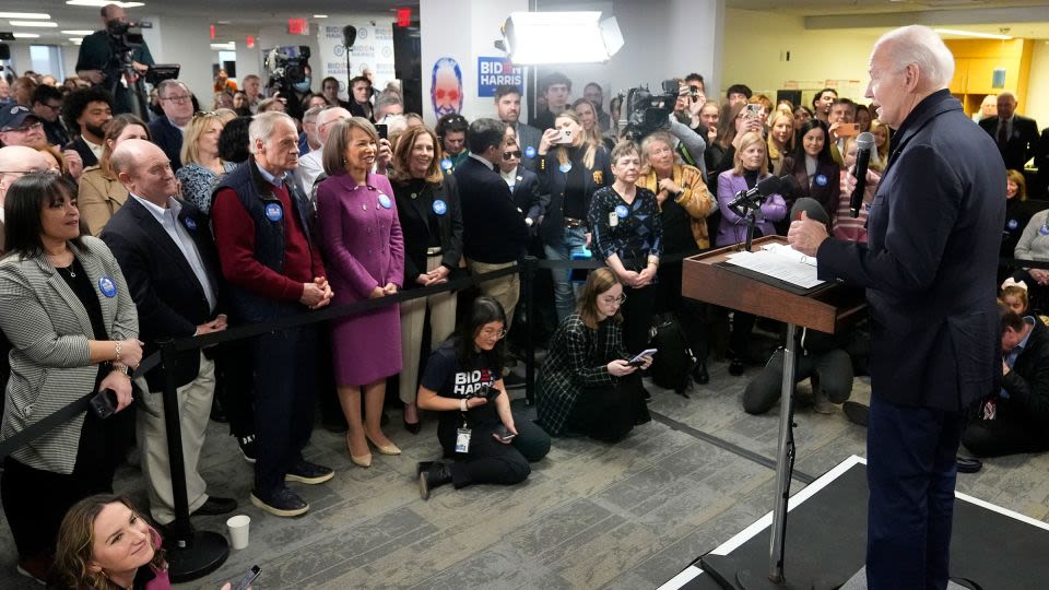 Biden campaign HQ staffers finalize union agreement, making it the first presidential reelection campaign to organize