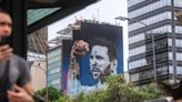 El imponente mural de Lionel Messi que inauguraron en plena avenida 9 de Julio