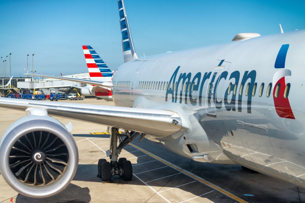 American Airlines Stock Is Losing Altitude After Hours: Here's Why - American Airlines Gr (NASDAQ:AAL)