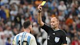 Antonio Mateu Lahoz, de nuevo en el ojo de la tormenta: sancionan a un jugador en España con cuatro partidos por una declaración televisiva