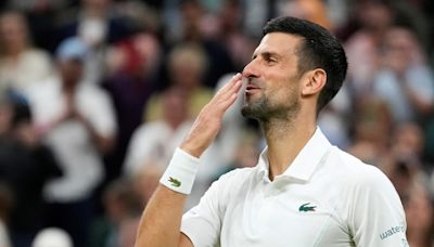 Wimbledon, hoy, día 10: Novak Djokovic se metió en semifinales sin jugar, por la lesión de De Miñaur