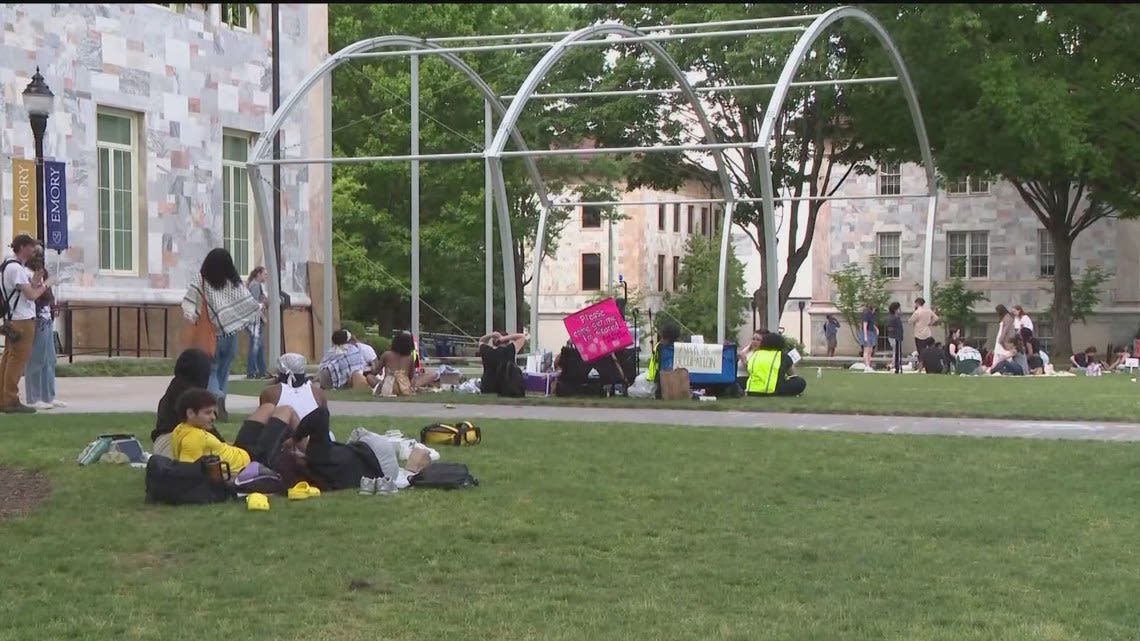 Protests continue at Emory as students prepare for graduation