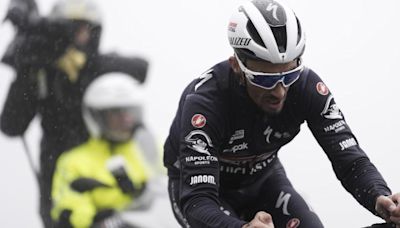 Tras el caos la nieve y el frío, hoy el Giro vive otra etapa corta y dura de alta montaña