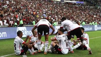 Flamengo atropela o Vasco e treinador estreante pede desculpas
