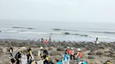 竹縣「蔚藍淨海 攜手減/撿塑」夏季淨灘 600志工清出逾噸廢棄物