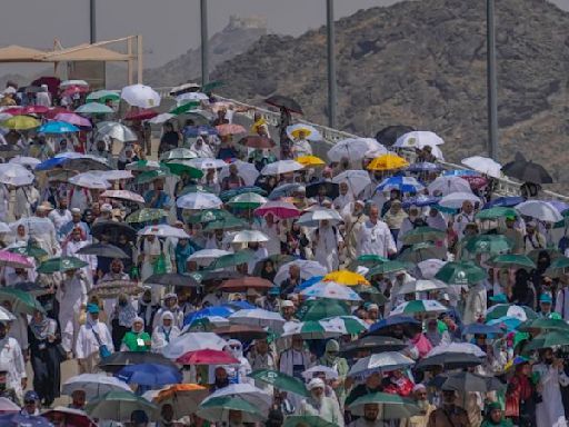 Hundreds of Hajj pilgrims die as Mecca temperatures hit 120 Fahrenheit