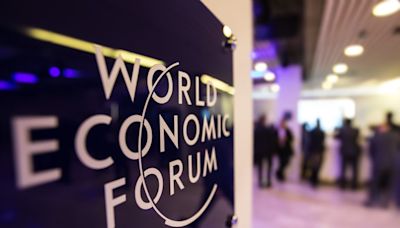 Klaus Schwab to step down as WEF chairman after 53 years | Invezz