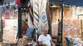 Inundado de falsificaciones, el Gran Bazar de Estambul teme perder su esencia