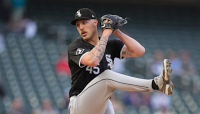 Chicago White Sox — now 1-12 on the road — extend their worst start in franchise history to 3-21