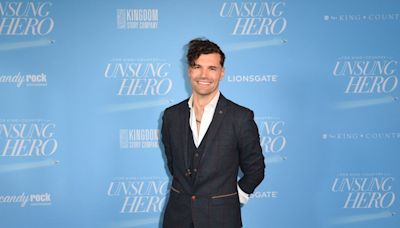 Joel Smallbone Honors Mom with ‘Unsung Hero’