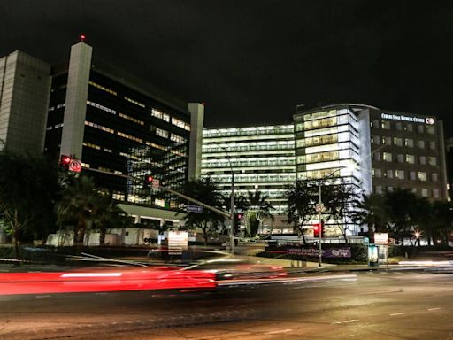 Cedars-Sinai terminates OB-GYN's hospital privileges after complaint investigation