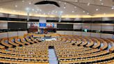 Holanda abre votação do Parlamento Europeu confrontada com ascensão da extrema direita