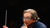 Commentary: Michael Tilson Thomas charges ahead while in treatment for aggressive brain cancer