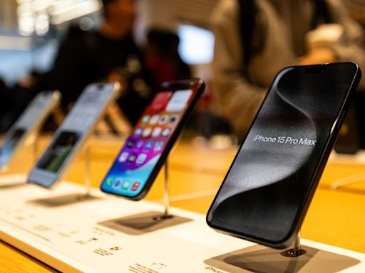 iPhone 15、iPhone 16 最新實機對比圖曝光！有 4 大重點不一樣了 - 自由電子報 3C科技