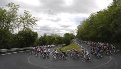 Giro de Italia 2024, en directo | Etapa 2: Sigue el final en Santuario di Oropa, en vivo