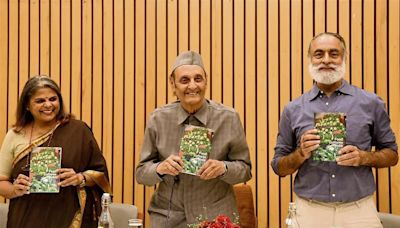 India cannot call itself great nation till every child gets food: Dr Karan Singh