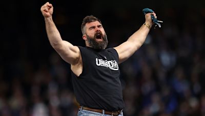 Jason Kelce Shows Off Amazing Weight Loss Results at Eagles Practice After Retirement