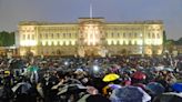 Global media outlets flock to Buckingham Palace to report on Queen’s death