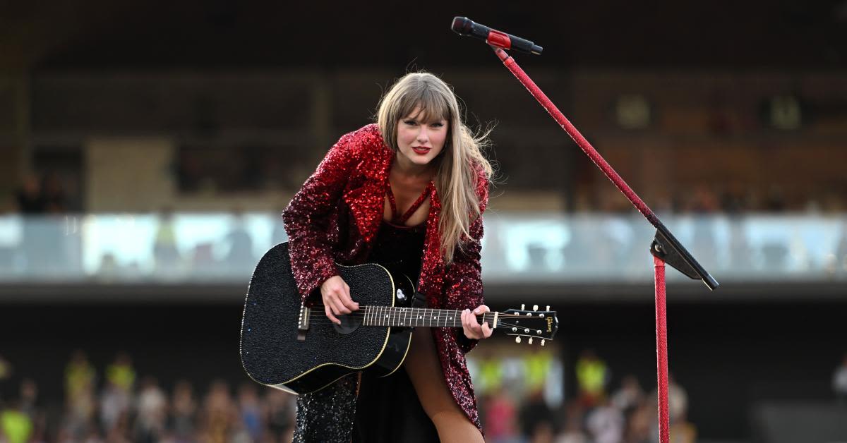 Taylor Swift’s Expression 'Immediately Changed' Mid-Song as She Noticed Someone Needed Help