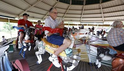 Little Rock Zoo’s ‘Over-the-Jumps’ Carousel turns 100 | Arkansas Democrat Gazette