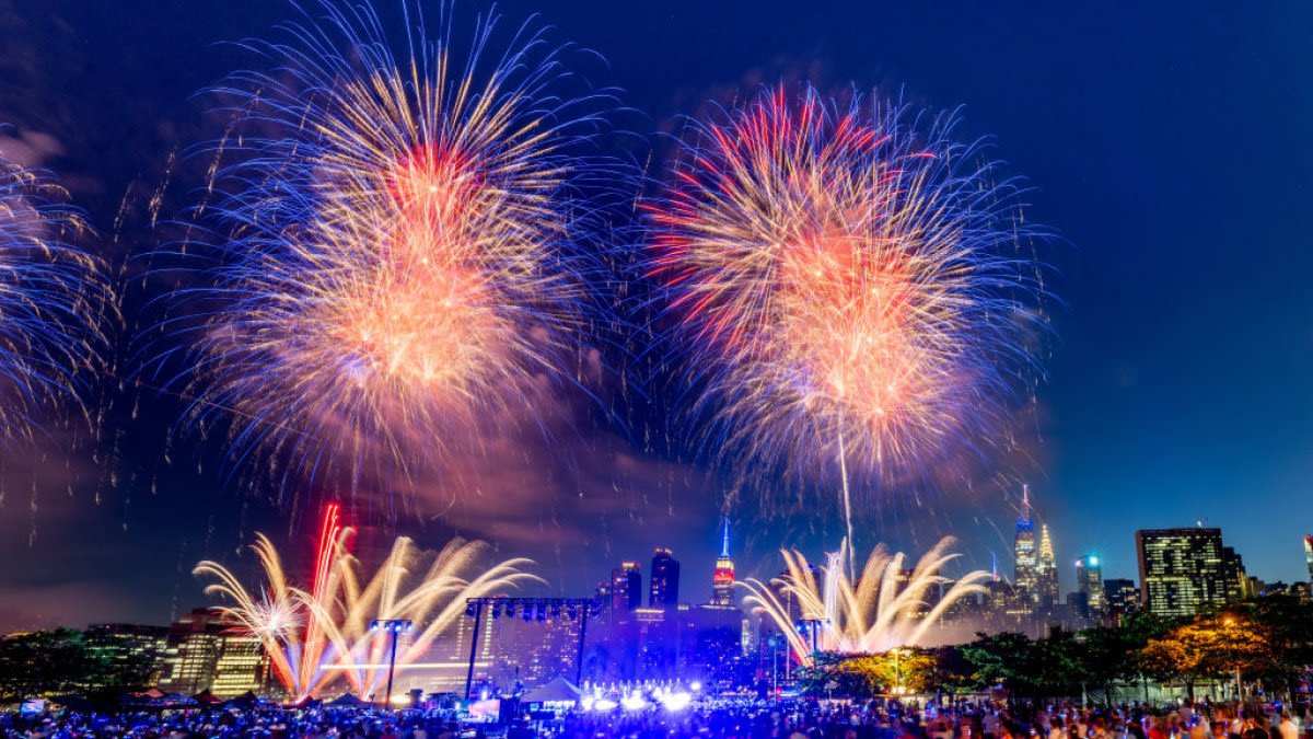 Macy's 4th of July Fireworks back on the Hudson River: where to watch with the best views