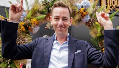 Ryan Tubridy looks smitten as he steps out in public with his girlfriend