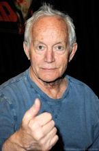 Lance Henriksen