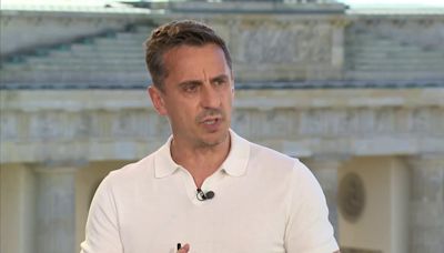 Gary Neville explains why Man United were RIGHT not to sack Ten Hag