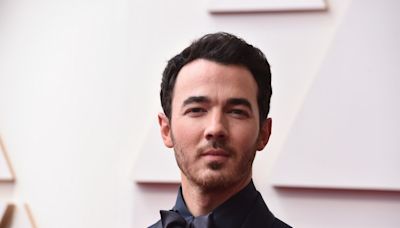 VIDEO: Kevin Jonas, integrante de los Jonas Brothers, revela que le detectaron cáncer de piel - El Diario NY