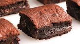 Cómo hacer brownies irresistibles con cacao en pocos pasos: la receta definitiva | Por las redes