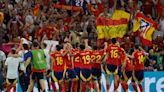 Pantallas gigantes en el norte de Madrid para apoyar a España en la final de la Eurocopa