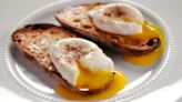 The Right Way to Poach an Egg Is Much Easier Than You Think