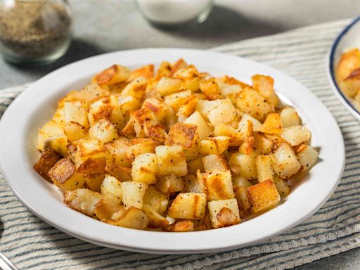 The Easy Trick for the Best Breakfast Potatoes, According to a Short Order Cook