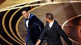 Will Smith le pide perdón a Chris Rock en un video que revela su estado emocional