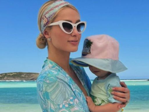 Video: Paris Hilton pone al revés chaleco salvavidas a su hijo; internautas reaccionan