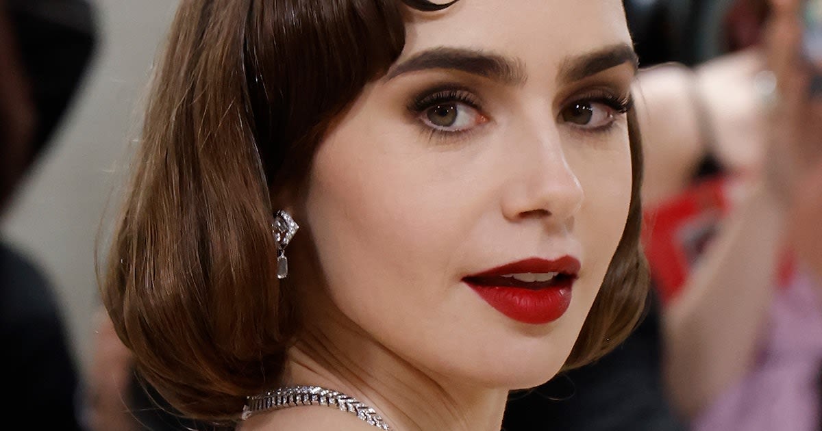 Lily Collins Exposed Her Bra & Flaunted Her Toes In The Controversial "Naked" Shoe