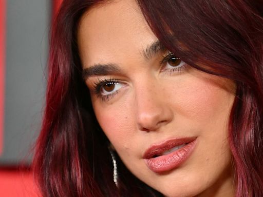 Dua Lipa Reflects On Becoming A ‘Humiliating’ Meme After Awards Show Fail